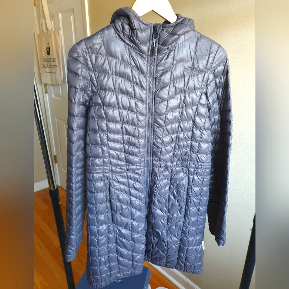The North Face quilted jacket, size S, graphite